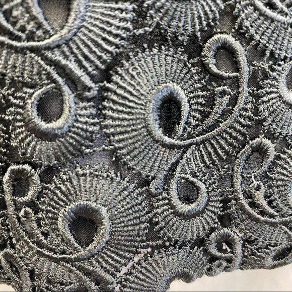 Vera Wang black crochet lace peplum top one of a kind, sample size XS-S - Picture 8 of 10